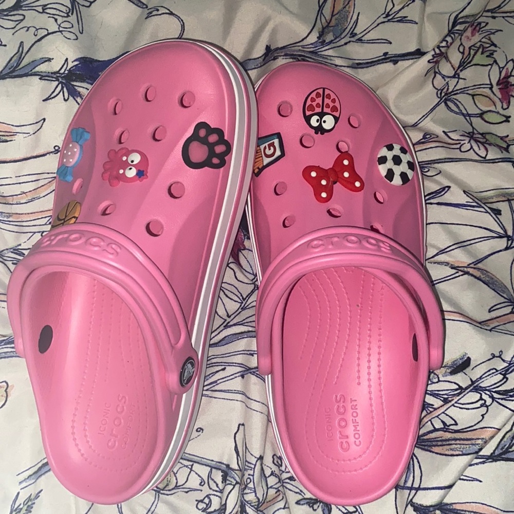Crocs